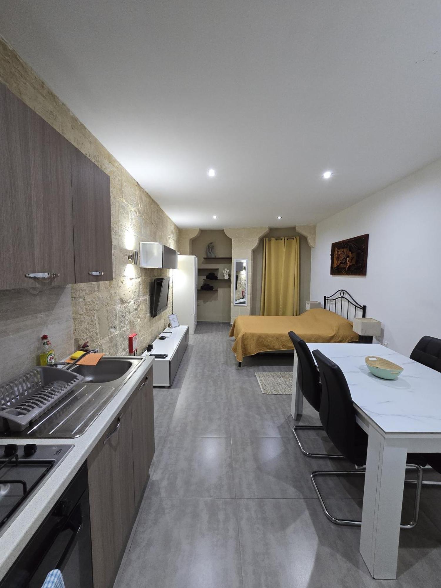 Sqaq Numru 1 Accomodation Hotel Rabat Eksteriør billede